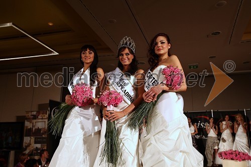 Antonija Gogič, Hrvaška, 1. spremljevalka, Beatrix Halász, Miss Alpe Adria International in Gea Erjavec, Slovenija, 2. spremljevalka