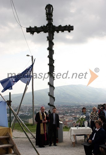 Dr. Franc Kramberger, mariborski škof med govorom