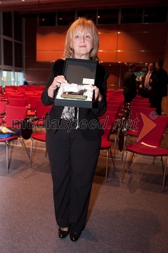 	Melita Ferlež, direktorica podjetja Henkel Slovenija d.o.o.