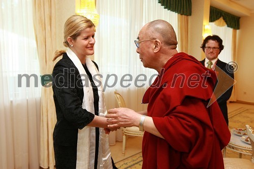 Milica Simonič Steiner, direktorica mariborske mestne uprave in Njegova svetost, XIV. Dalajlama