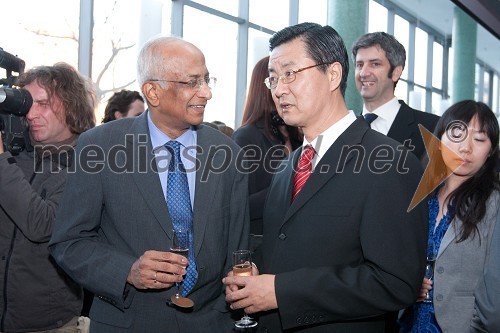Villur Sundararajan Seshadri, veleposlanik Indije v Sloveniji in  	Zhi Zhaolin, veleposlanik Kitajske v Sloveniji