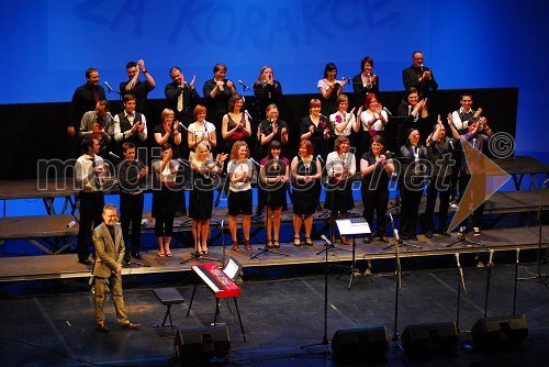 Tomaž Kozlevčar, dirigent in Perpetuum Jazzile, pevski zbor