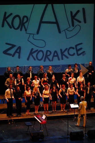 Tomaž Kozlevčar, dirigent in Perpetuum Jazzile, pevski zbor