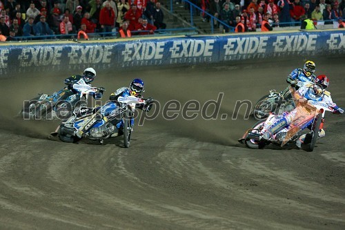 Janusz Kolodziej (Poljska), Jaroslaw Hampel (Poljska), Emil Sayfutdinov (Rusija) in Jason Crump (Avstralija)