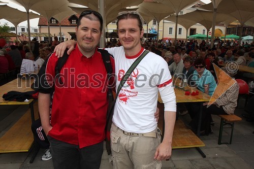 Gregor Cerar, predsednik Zveze svobodnih sindikatov Slovenije (ZSSS) za Koroško in Podravje ter Sebastijan Matul, moderator Radia Center in voditelj prireditve