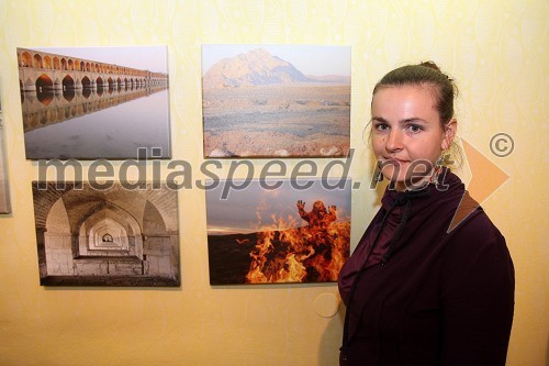 Maja Malus, avtorica razstave in pobudnica iransko-slovenskega sodelovanja MITRA