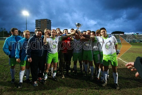 Vinska nogometna reprezentanca Slovenije