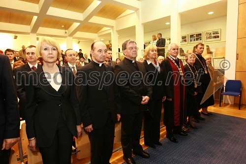 Prof. dr. Majda Pšunder, profesorica pedagogike, dr. Franc Kramberger, mariborski nadškof in metropolit in dr. Stanislav Lipovšek, celjski škof in prof. dr. Janja Črčinovič Rozman, predstojnica Oddelka za razredni pouk na Pedagoški fakulteti UM