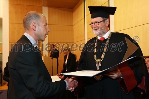 Dr. Sašo Gyergyek, Fakulteta za kemijo in kemijsko tehnologijo Univerze v Mariboru in prof. dr. Ivan Rozman, rektor Univerze v Mariboru