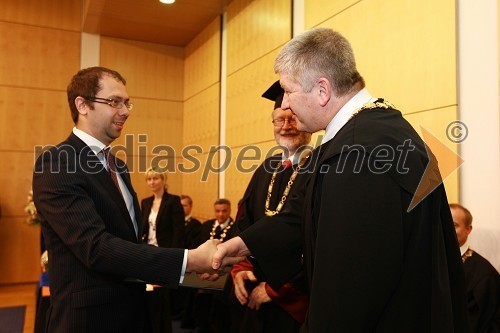 Dr. Uroš Rajkovič, Fakulteta za organizacijske vede Univerze v Mariboru in prof. dr. Marko Ferjan, dekan Fakultete za organizacijske vede Univerze v Mariboru