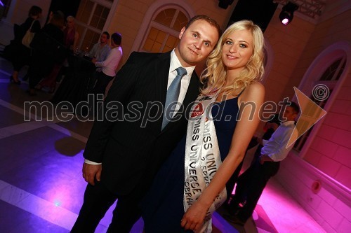 Matej Raščan, direktor in lastnik podjetja Rašica Point d.o.o. ter podjetja Delo revije, d.d. in Marika Savšek, Miss Universe Slovenije 2010 ter Miss revije Obrazi 2010