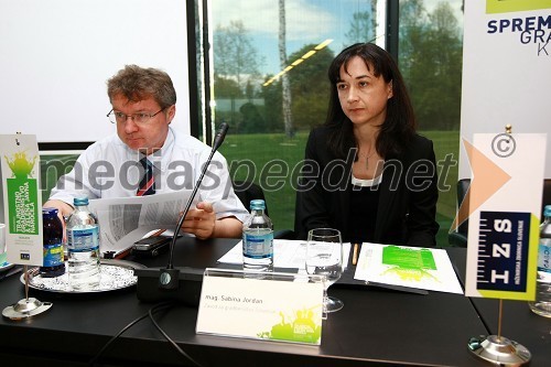 Roman Kunič, Inženirska zbornica Slovenije (IZS) in mag. Sabina Jordan, Zavod za gradbeništvo Slovenije