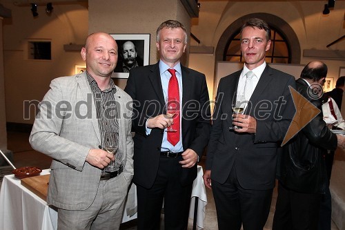 Janez Kodila, predsednik Društva za promocijo in zaščito prekmurskih dobrot, dr. Andrej Horvat, državni sekretar in Henrik Gjerkeš, minister za lokalno samoupravo