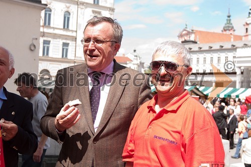 	Stanko Polanič, direktor SGP Pomgrad d.d in Štefan Sobočan, Varis d.d.