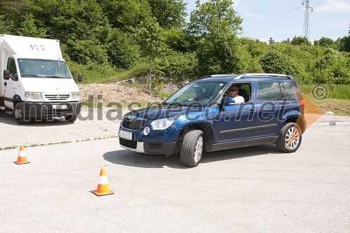 Spretnostna vožnja Škoda Yeti
