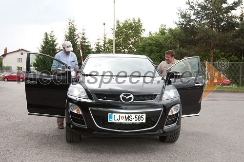 Uroš Prudič, Marjan Cukrov – Spretnostna vožnja Mazda CX7
