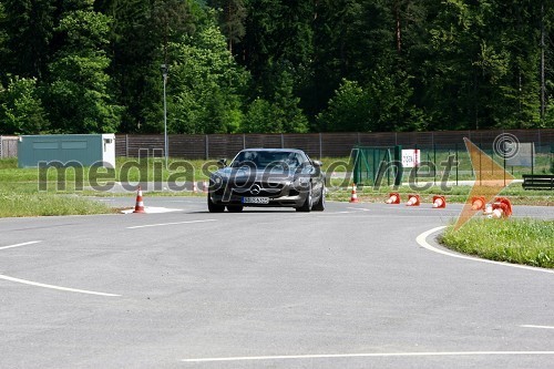 Mercedes SLS AMG