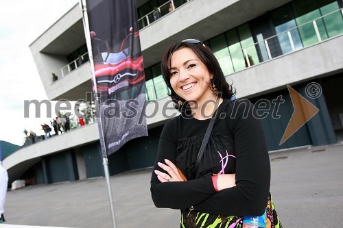 Polona Požgan, moderatorka na Radio Center