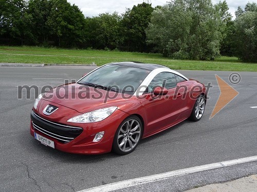 Peugeot RCZ