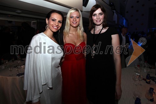 Mirela Korač, Miss Universe Slovenije 2009, Marika Savšek, Miss Universe 2010 in Nataša Pinoza, Miss Universe Slovenije 2006