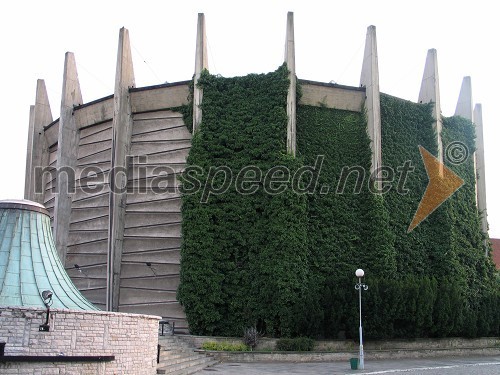 Panorama Raclawicka. Rotunda, v kateri je od leta 1985 ponovno razstavljena slika bitke pri Raclawicah.