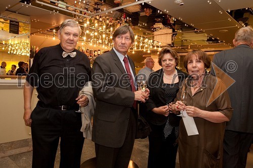 Tine Okorn, prof. Geza Vogrinčič, Anka Okorn in Gabi Čečinovič Vogrinčič, profesorica na Fakulteti za socialno delo