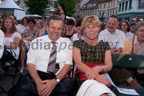 	prof. dr. Radovan Stanislav Pejovnik, rektor univerze v Ljubljani in soproga Majda