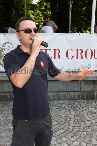 Sašo Papp, moderator na Radiu Center in povezovalec programa