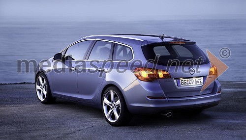 Opel Astra Sports Tourer