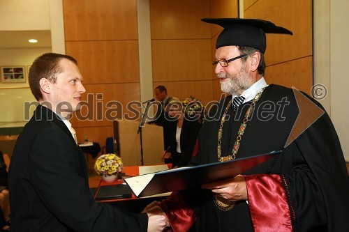 Dr. Rok Istenič, Fakulteta za elektrotehniko, računalništvo in informatiko Univerze v Mariboru ter prof. dr. Ivan Rozman, rektor Univerze v Mariboru