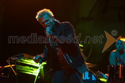 Billy Idol, pevec