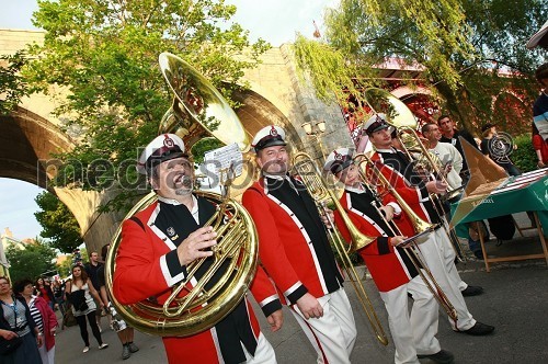 Pihalni orkester KUD Pošta Maribor