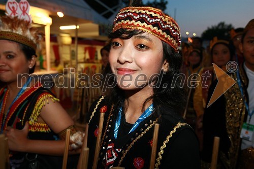 Folklorna skupina Keluarga Paduan Angklung Sma Negeri 3, Indonezija