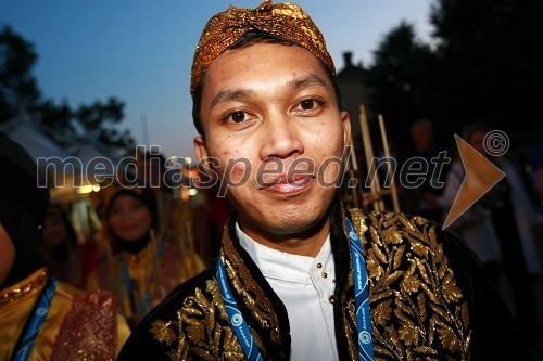 Folklorna skupina Keluarga Paduan Angklung Sma Negeri 3, Indonezija