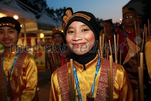 Folklorna skupina Keluarga Paduan Angklung Sma Negeri 3, Indonezija