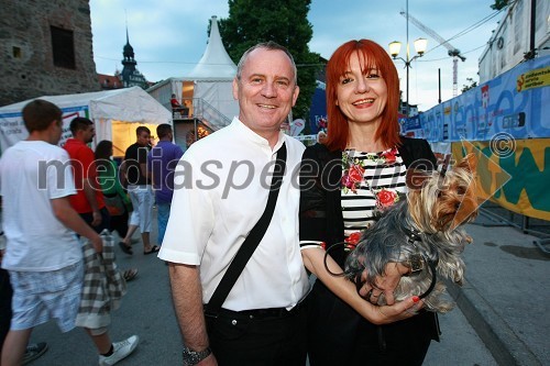 Boris Vugrinec, fotoreporter časnika Večer in Miša Vugrinec, urednica Večerove priloge Bonbon