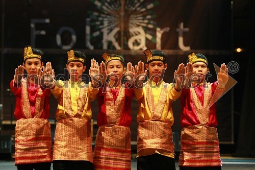 Folklorna skupina Keluarga Paduan Angklung Sma Negeri 3, Indonezija  	 
