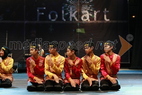 Folklorna skupina Keluarga Paduan Angklung Sma Negeri 3, Indonezija  	 
