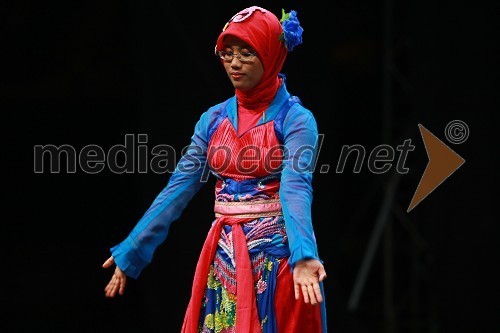 Folklorna skupina Keluarga Paduan Angklung Sma Negeri 3, Indonezija