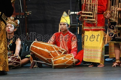 Folklorna skupina Keluarga Paduan Angklung Sma Negeri 3, Indonezija