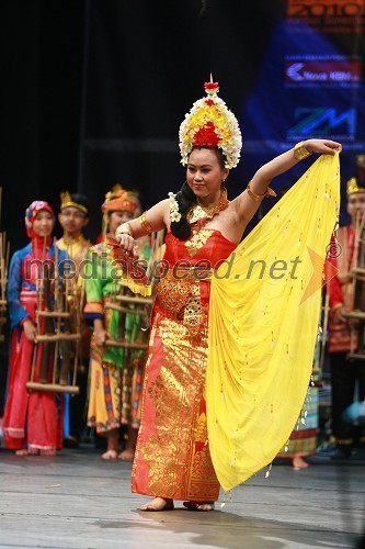 Folklorna skupina Keluarga Paduan Angklung Sma Negeri 3, Indonezija