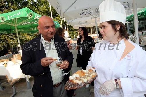 Dr. Shyam Patiar, Director Skills Development, Coleg Llandrillo in Mojca Polak, mentorica ter predavateljica na VSGT Maribor