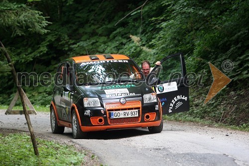 Damjan Jeram, voznik in Zmago Logar, sovoznik, ekipa Amortizer rally team