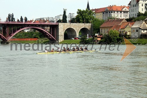 Veslaška ekipa Univerze v Zagrebu