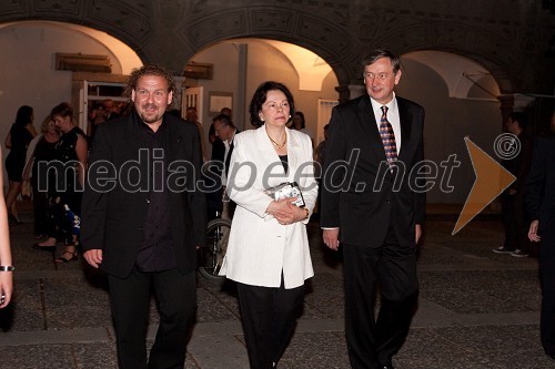 Darko Brlek, direktor Festivala Ljubljana, Barbara Miklič Turk in dr. Danilo Türk, predsednik Republike Slovenije