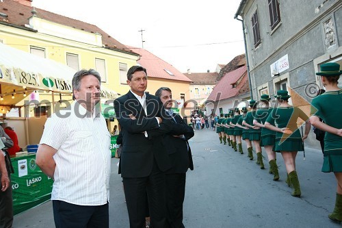 Dušan Zorko, direktor družbe Pivovarna Laško d.d., Borut Pahor, predsednik vlade Republike Slovenije in Matjaž Han, poslanec