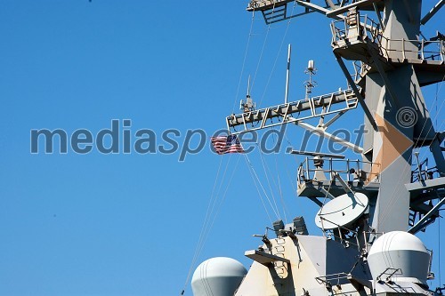 USS McFaul (DDG 74), ameriška vojaška ladja