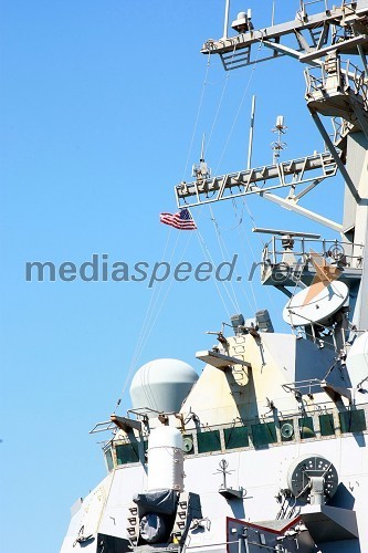 USS McFaul (DDG 74), ameriška vojaška ladja