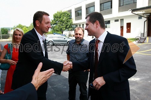 Boris Popovič, župan občine Koper in mag. Igor Marinič, namestnik direktorja Pošte Slovenije