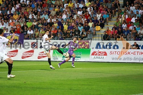 Nogometaša NK Videoton in NK Maribor